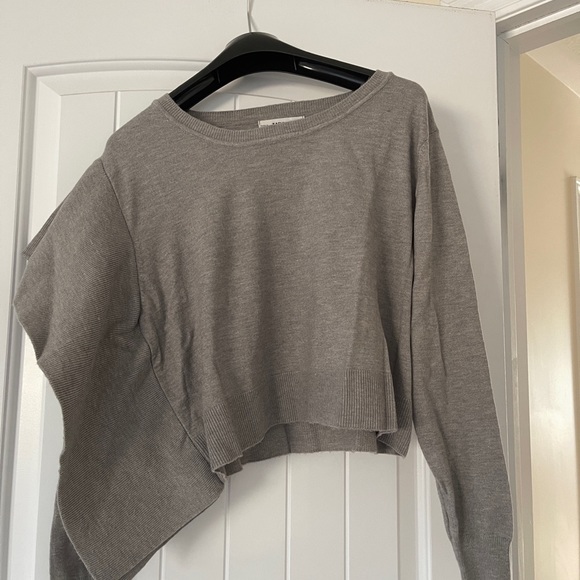 Cropped Zara sweater - Picture 1 of 4